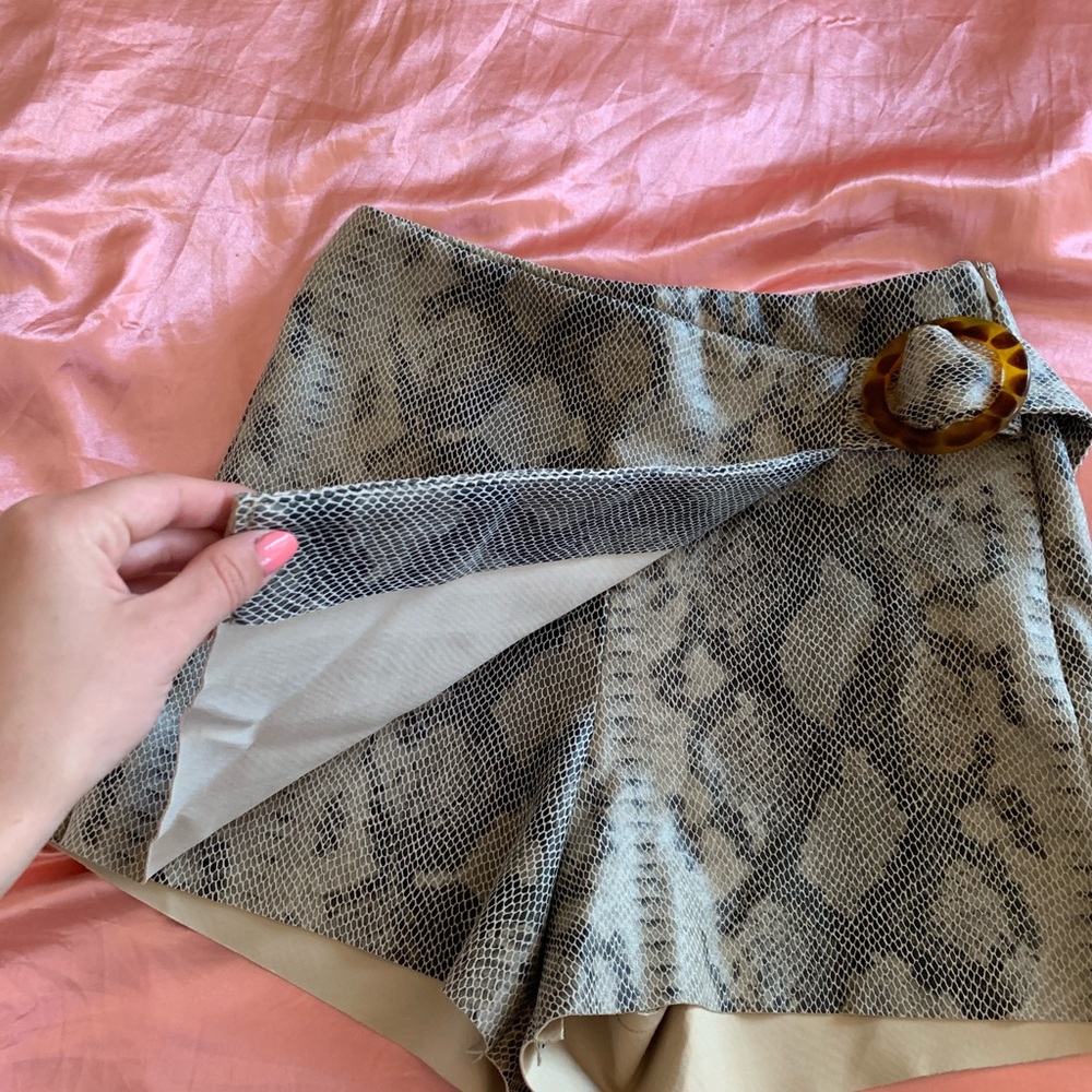 Zara faux snake skin skort - Picture 2 of 6